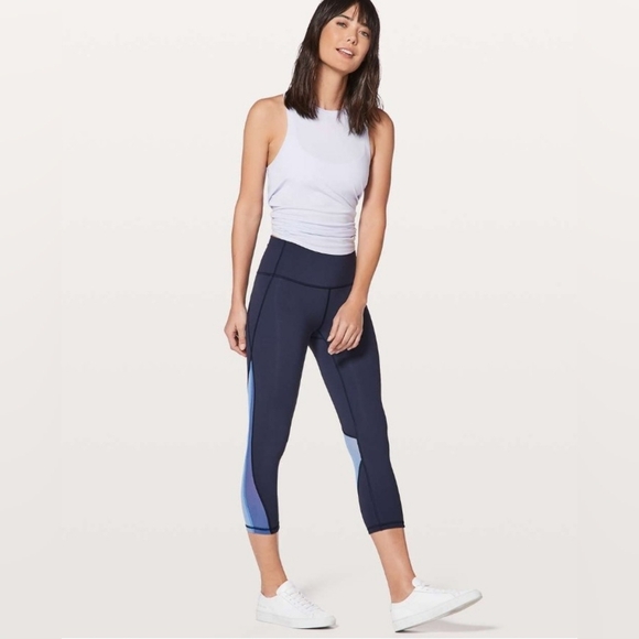 Lululemon Mix & Mesh Crop 21" Midnight In Navy Moroccan Blue/Light Horizon 4 - Picture 8 of 13